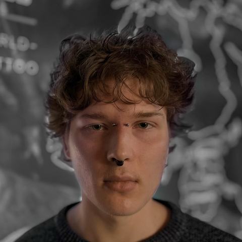 Veido auskarų vėrimo derinys: septum auskaras nosies pertvaroje ir bridge auskaras nosies tiltelio srityje, kuriantys išraiškingą ir subalansuotą įvaizdį.