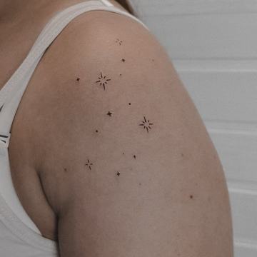 Mažos tatuiruotės moterims ant rankos