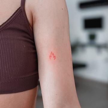 Mažos tatuiruotės moterims ant rankos