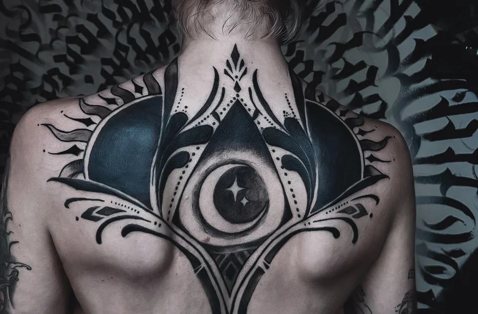 Tatuiruotė ant nugaros
